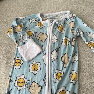 Littlsleepies footie